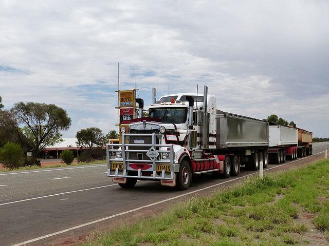 ban truk trailer