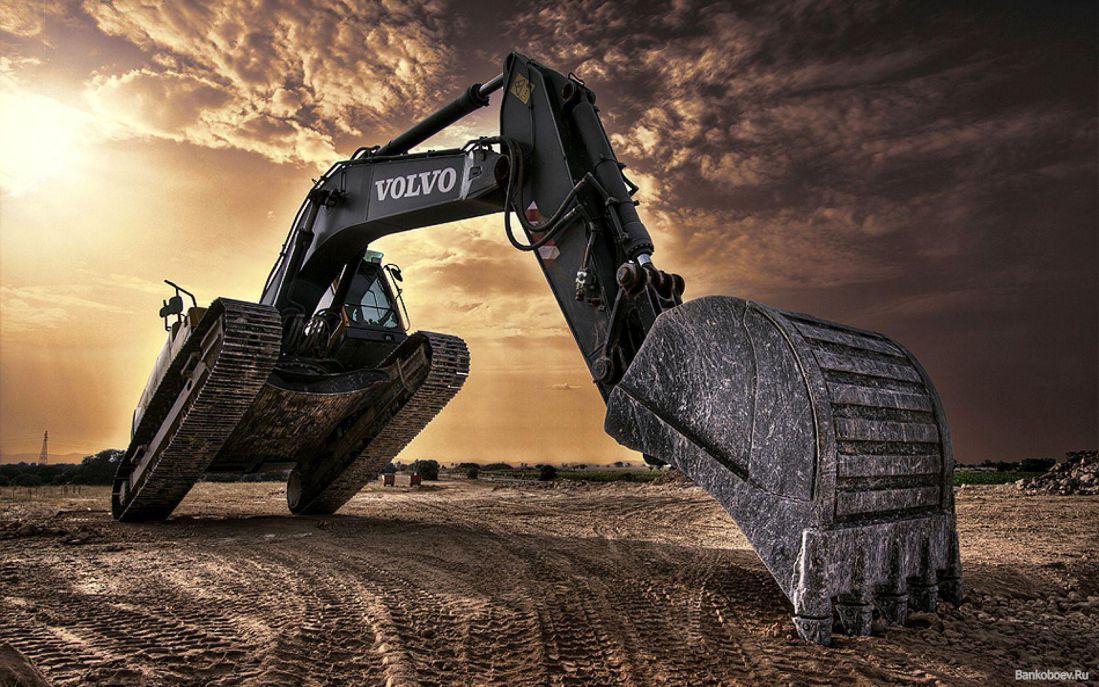 Excavator alat berat konstruksi